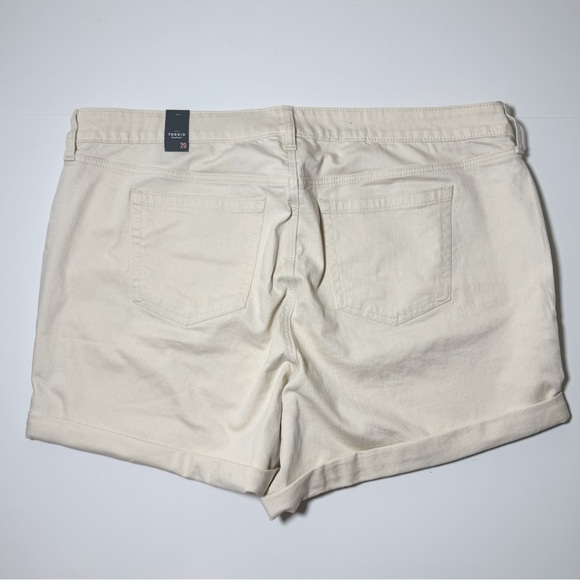 Torrid 5” Perfect Mid-Rise Jean Shorts in Natural - Picture 6 of 11